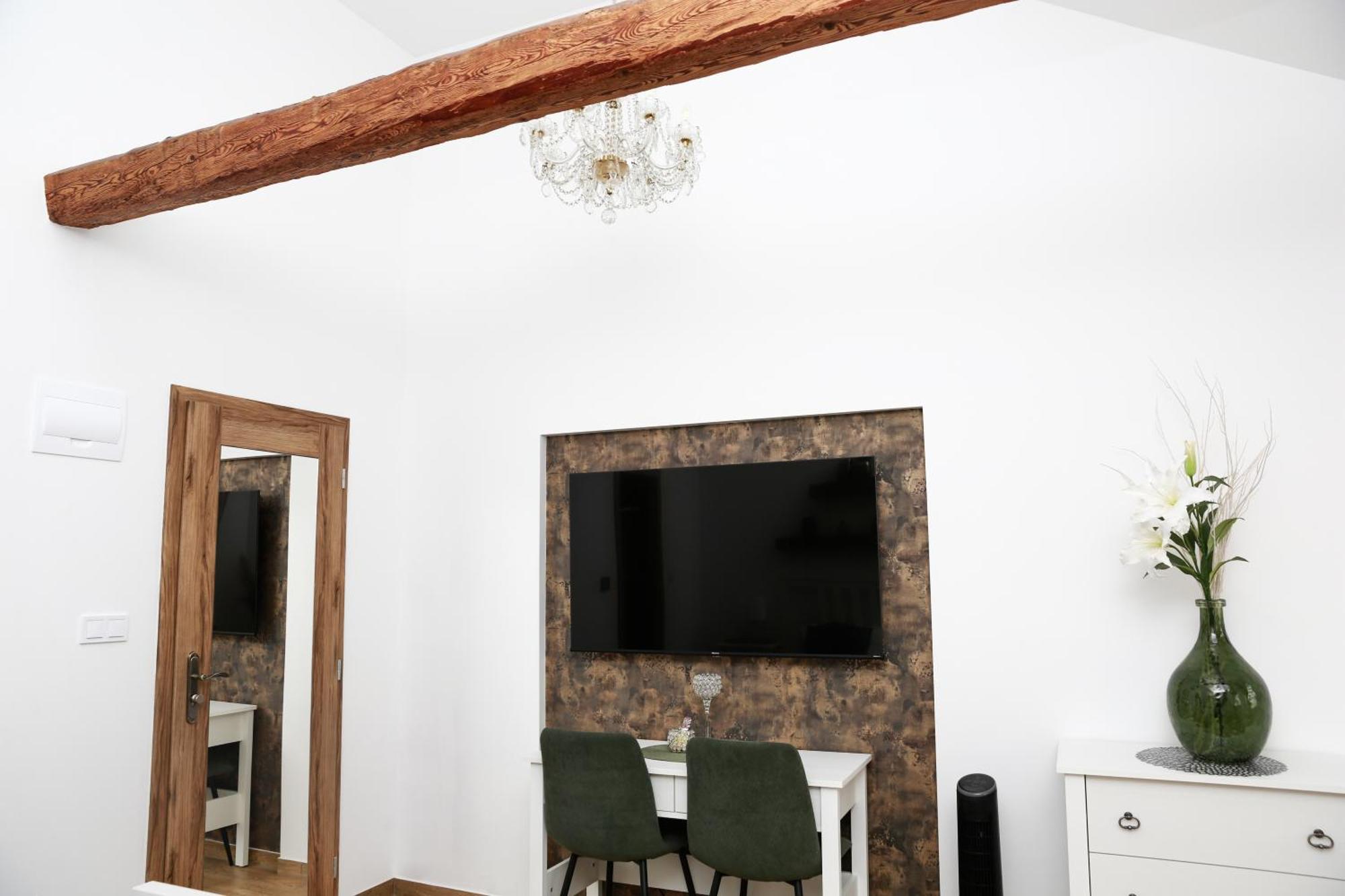 Apartmány Ellie Znojmo Exterior foto