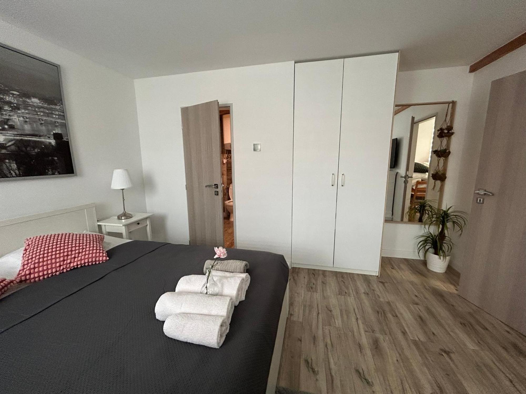 Apartmány Ellie Znojmo Exterior foto